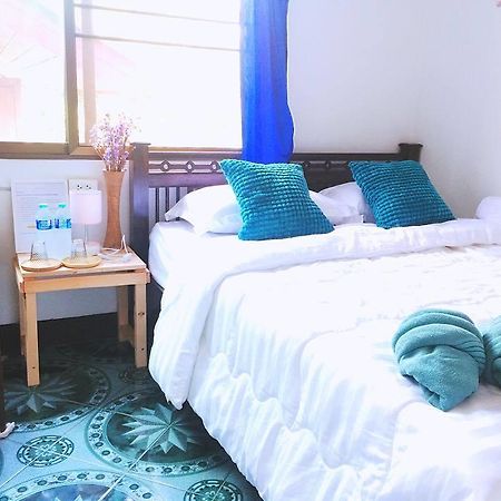 Sister House Chiangmai (Adults Only) Bed & Breakfast Chiang Mai Bagian luar foto
